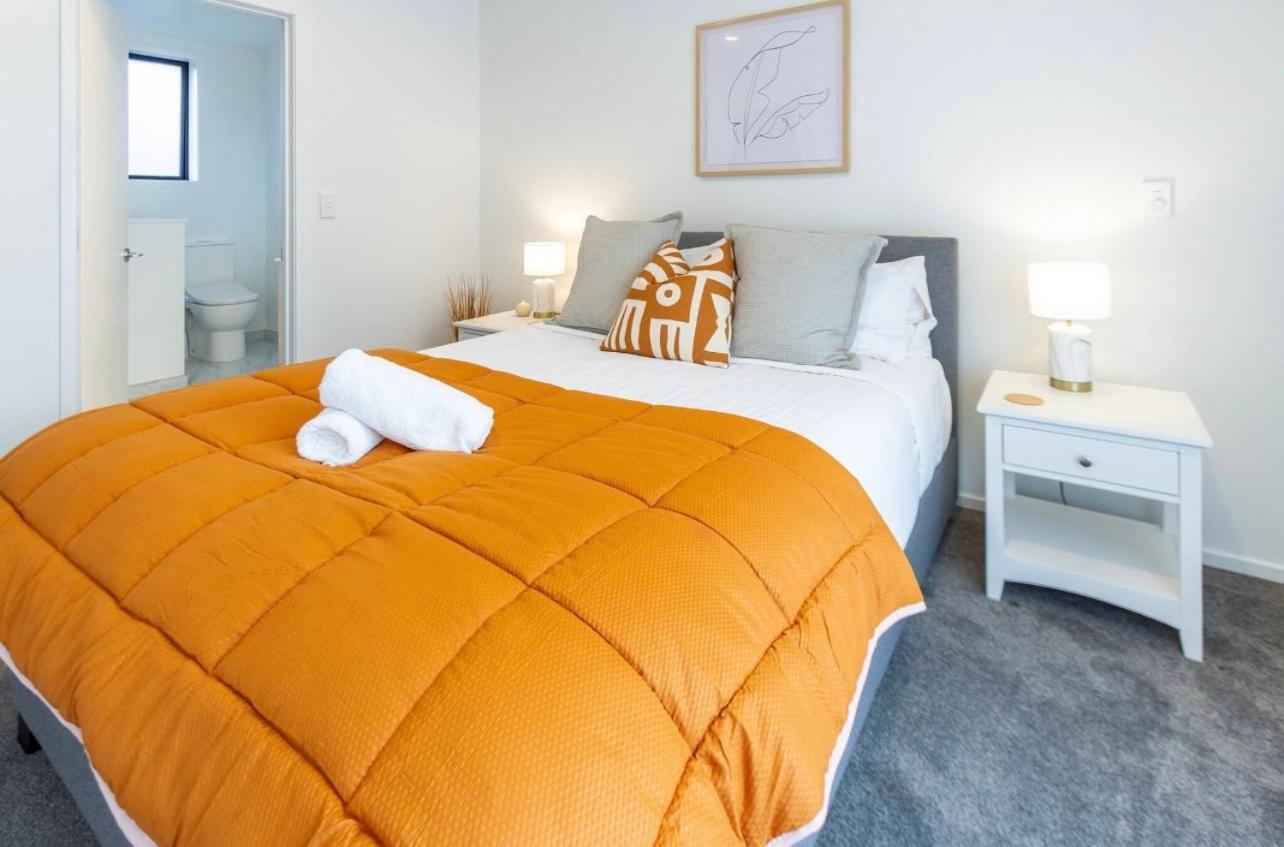 3mins To Hospital & Hagley Park Apartment *